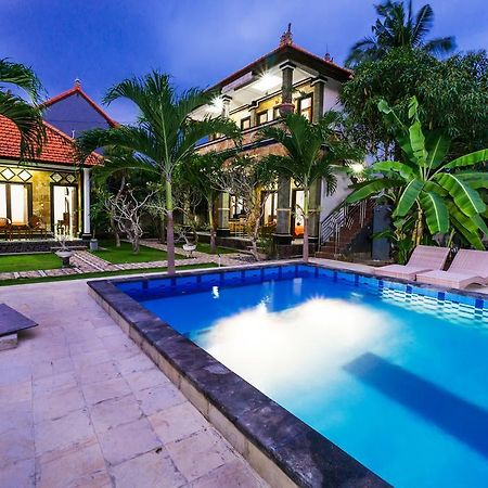Arya Inn Enny Salon And Spa Lembongan Eksteriør billede